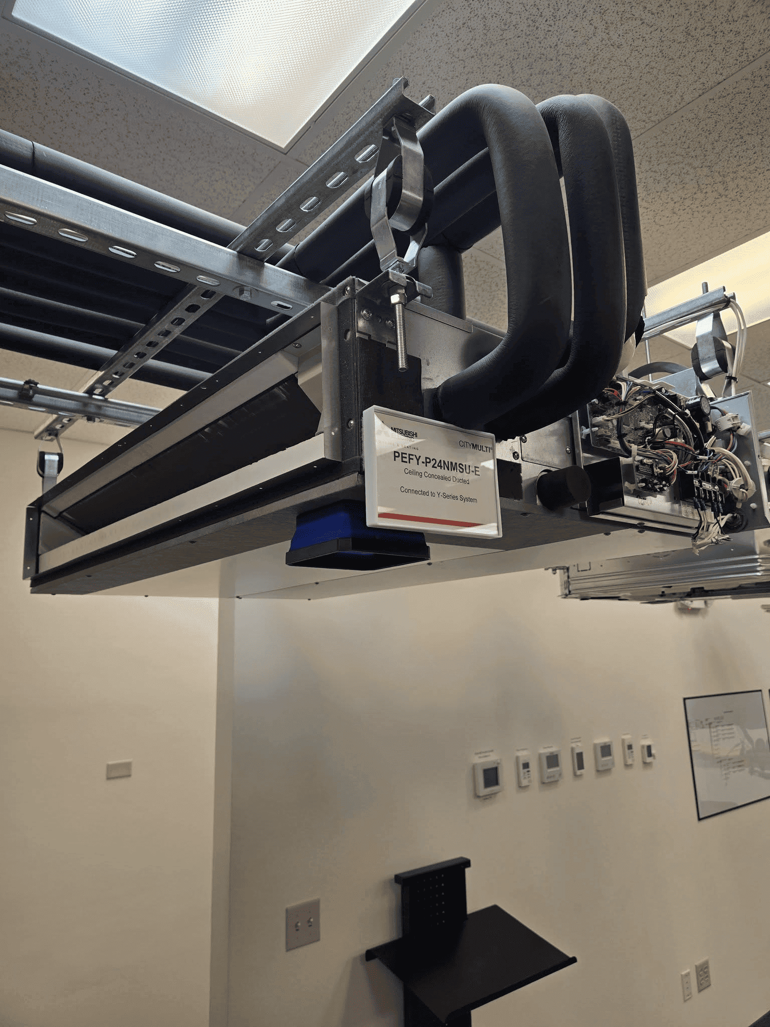 Mitsubishi CITY MULTI PEFY ducted VRF indoor unit